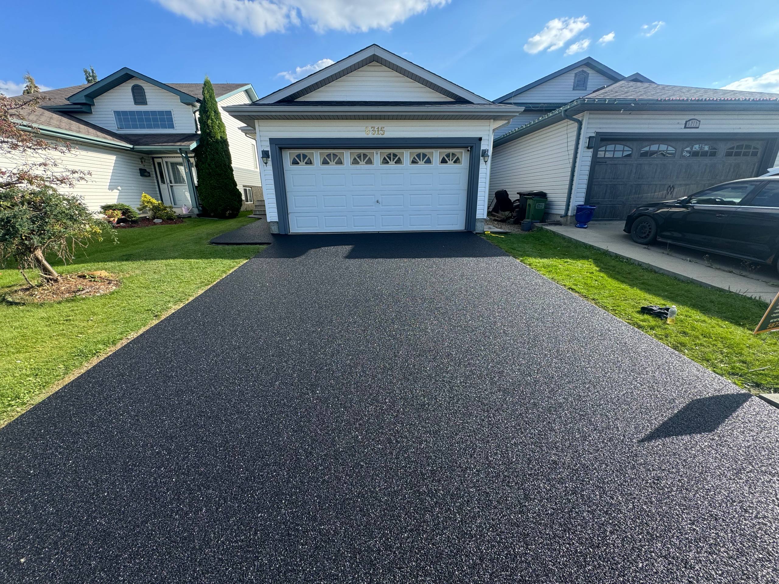 Rubber Paving vs Concrete and Asphalt: What’s the Best Choice for Your Driveway in Edmonton?